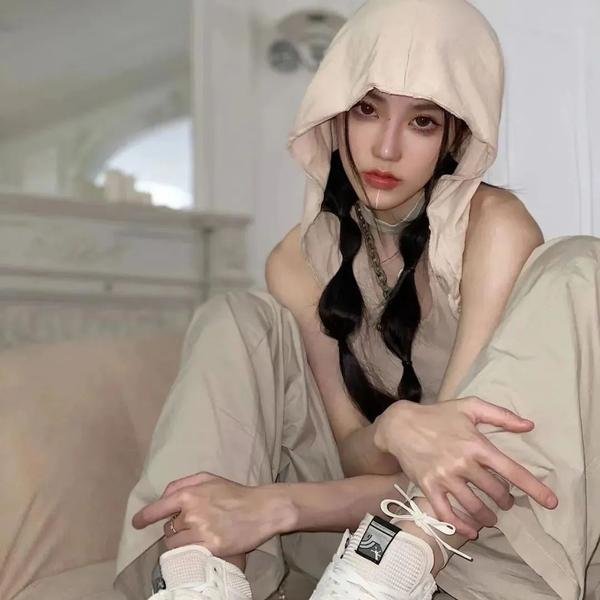 芙蓉女